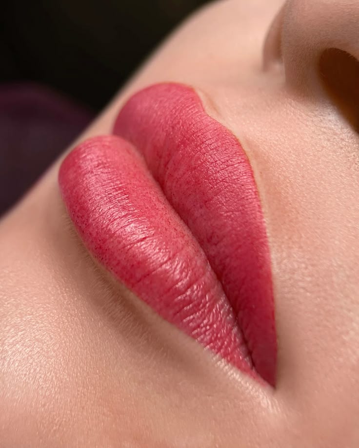 Şile Dudak Renklendirme - Hatice Kaya Güzellik